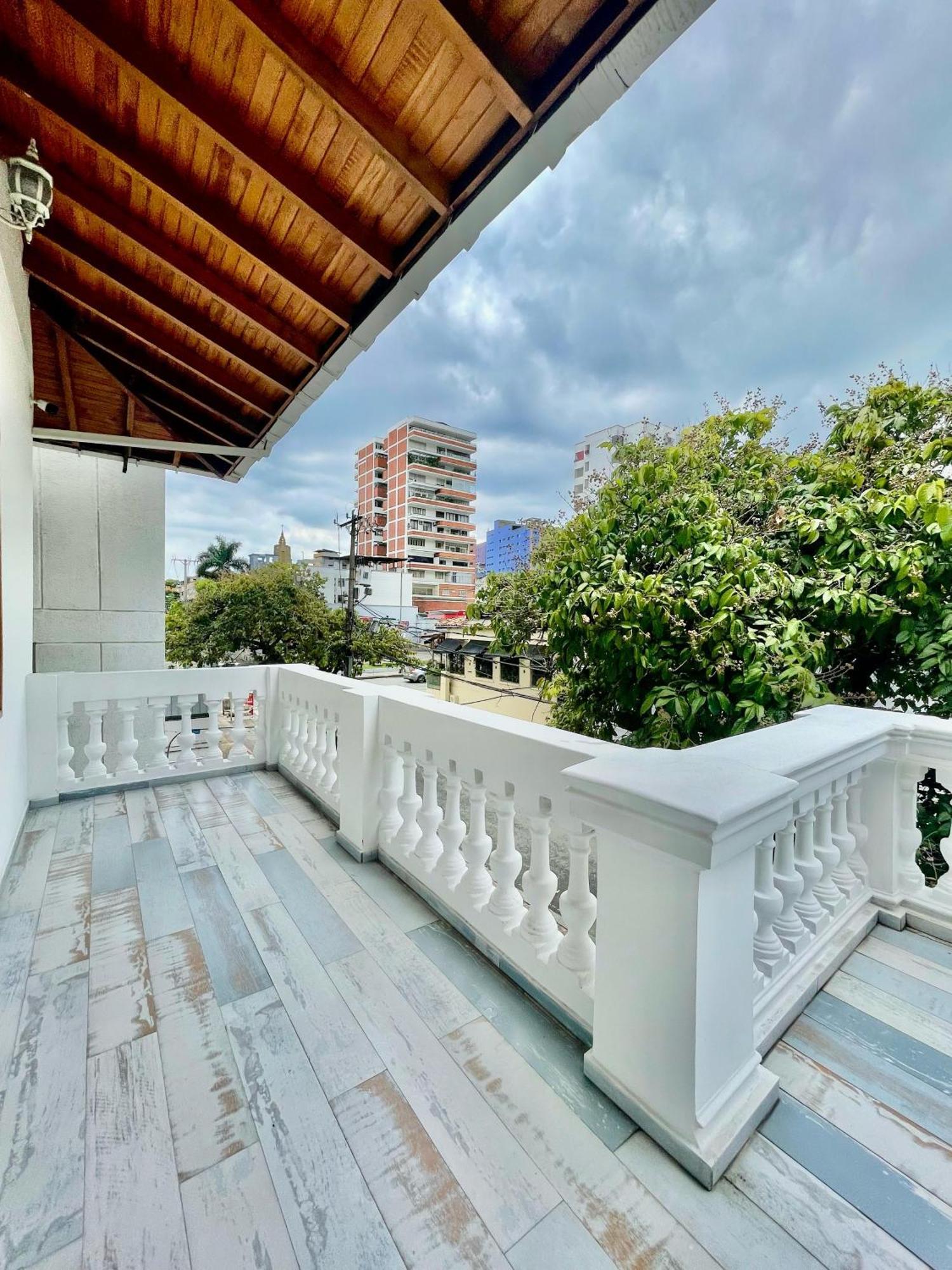 Hotel Cattaleya City Cali Εξωτερικό φωτογραφία